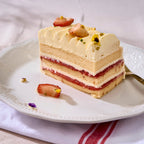 ⁠⁠Berry Jammy Cake (GF)
