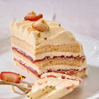 ⁠⁠Berry Jammy Cake (GF)