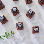 Mini Cakes (Box of 12)