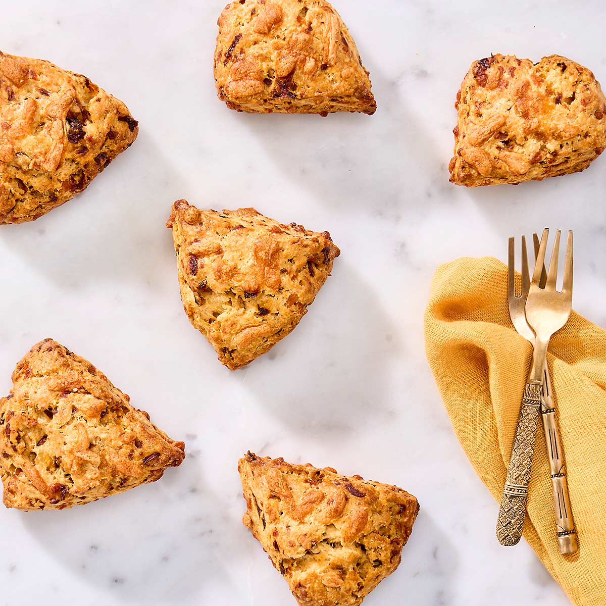 Caramelised Onion & Cheddar Scones (Box of 6)