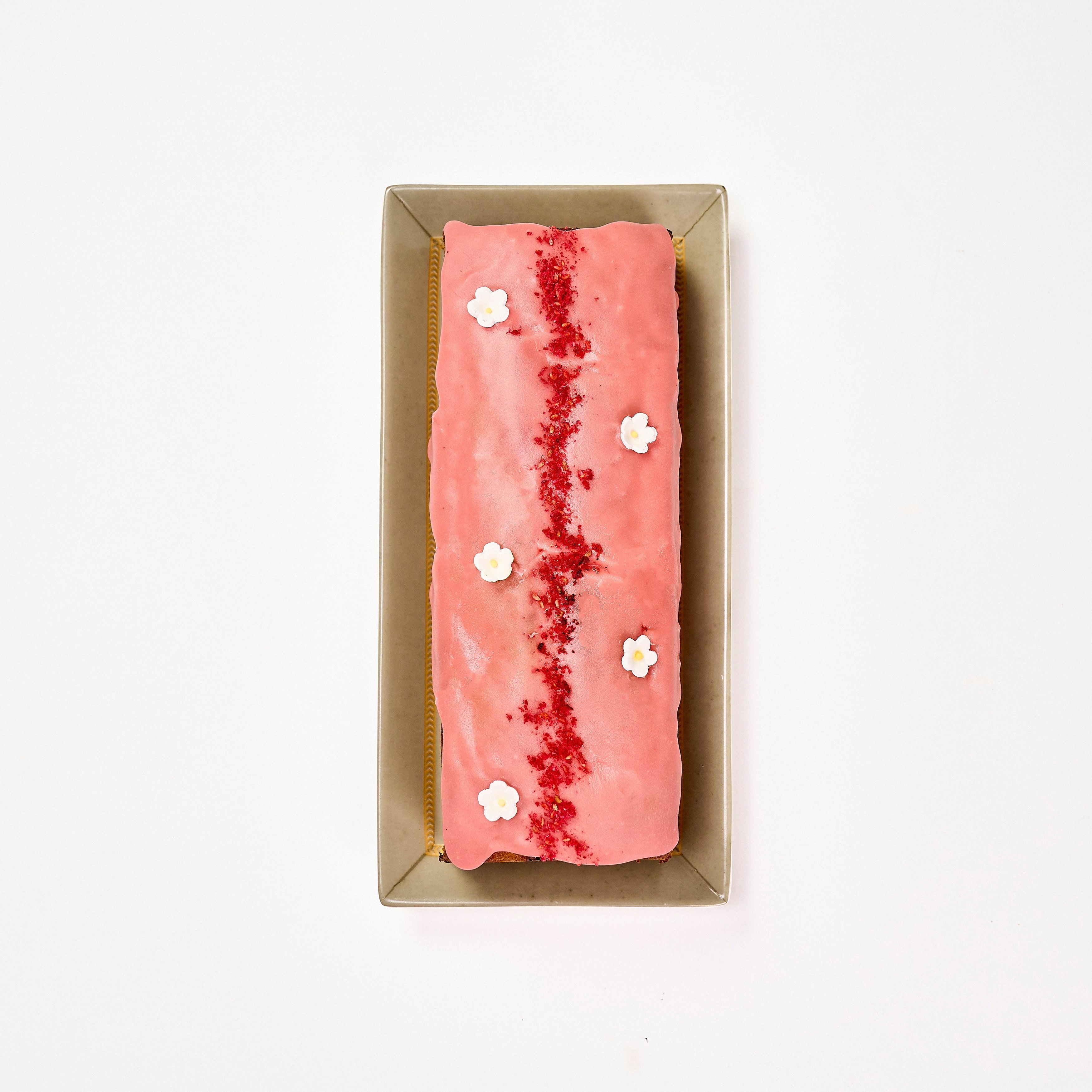 Raspberry Ripple Voyage Cake